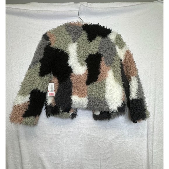 1. State Faux Fur Crop Jacket - Picture 3 of 7